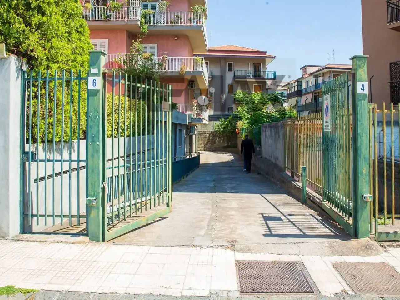Magazzino in , Acireale, {3} - Foto 1