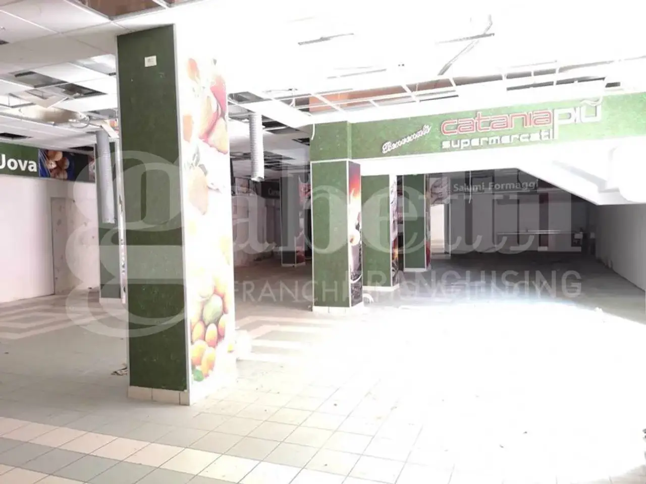 Magazzino in Via Marcello Candia , Napoli, {3} - Foto 1