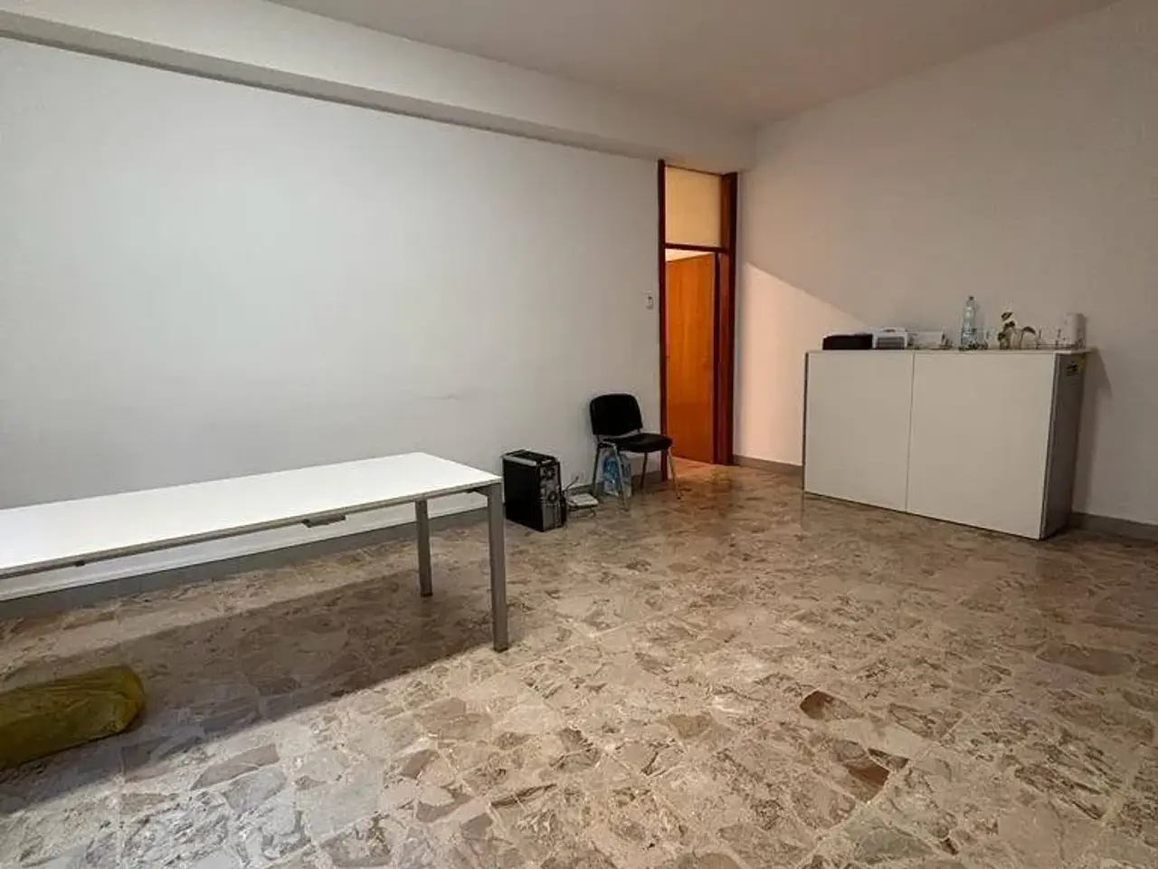 Ufficio in Via del Pretorio 38, Sassuolo, Sassuolo, {3} - Foto 1