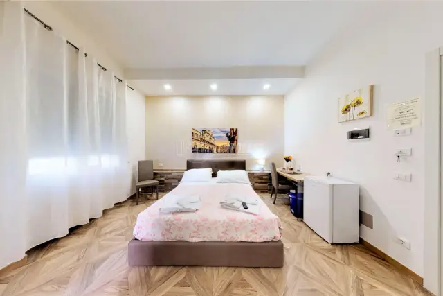 4-room flat in Via Giuseppe Mantovano 8, Lecce - Photo 1