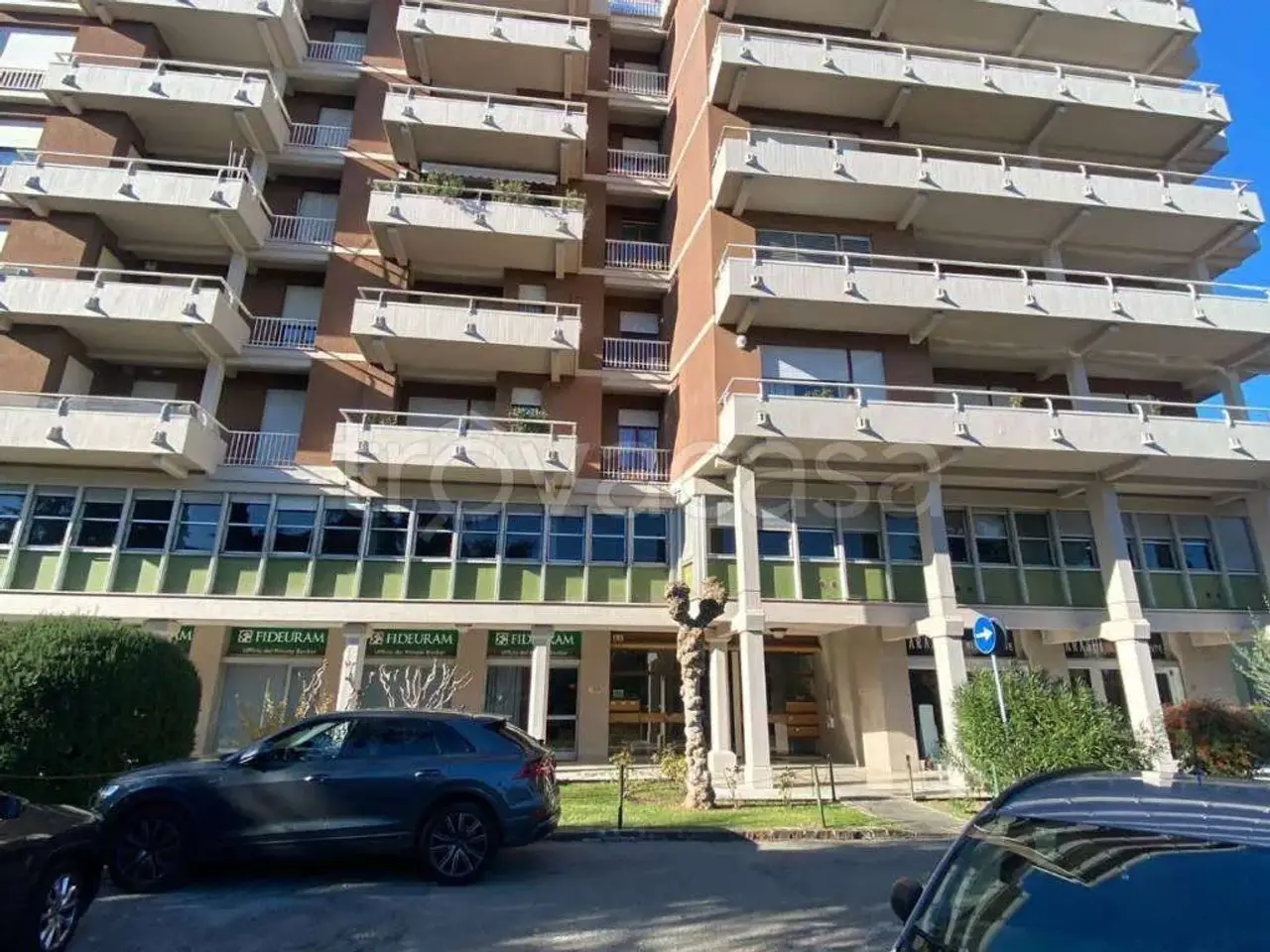 Ufficio in Piazza Salvo d'Acquisto  18, Sassuolo, {3} - Foto 1