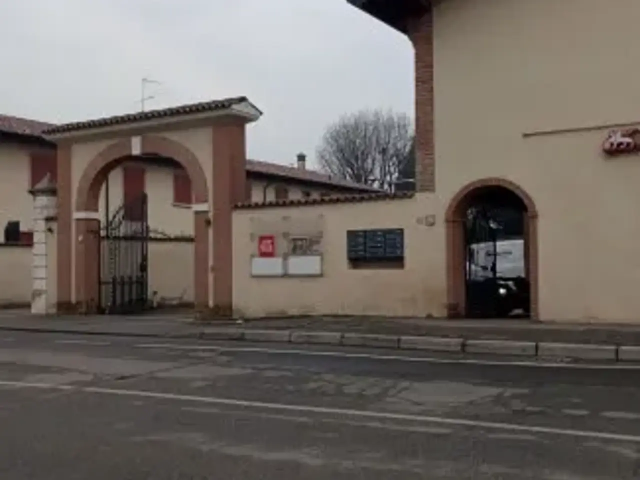 Negozio in Via Guglielmo Marconi 21, Travagliato, {3} - Foto 1