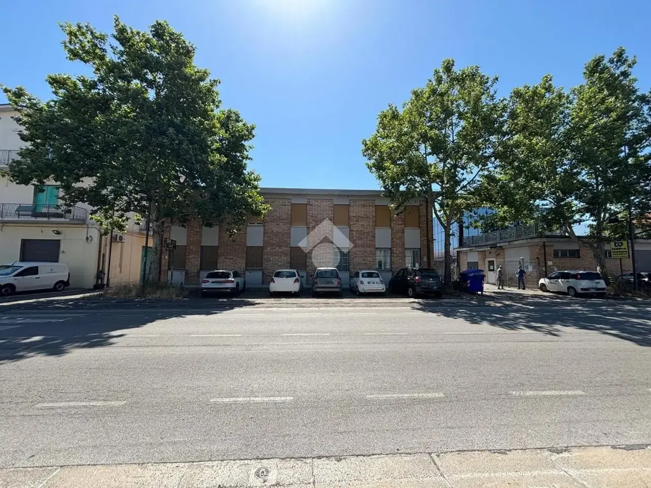 Palazzina commerciale in Via Tiburtina Valeria 419, Pescara, {3} - Foto 2