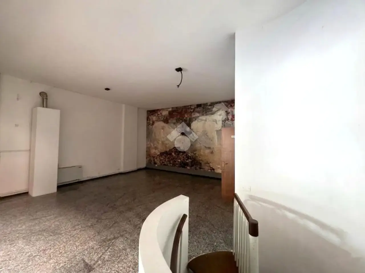 Negozio in Via Carducci 15, Montegrotto Terme, {3} - Foto 2