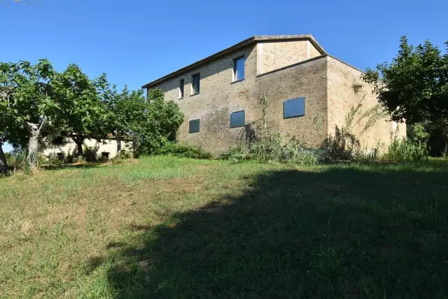 Landhaus in Contrada Taiano, Controguerra - Foto 1