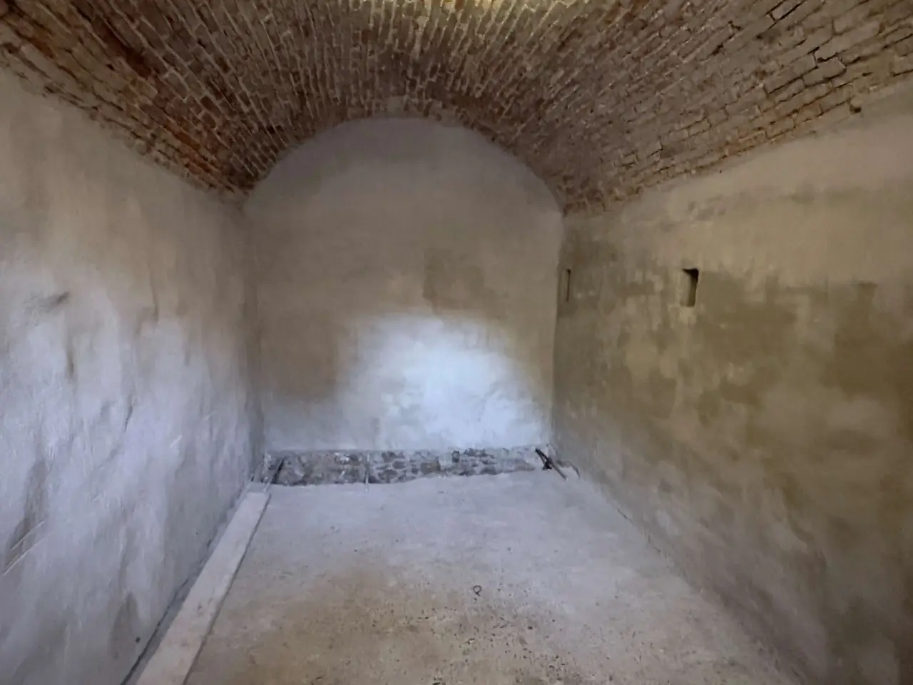 Magazzino in Via Genova, Borghetto Santo Spirito, {3} - Foto 2