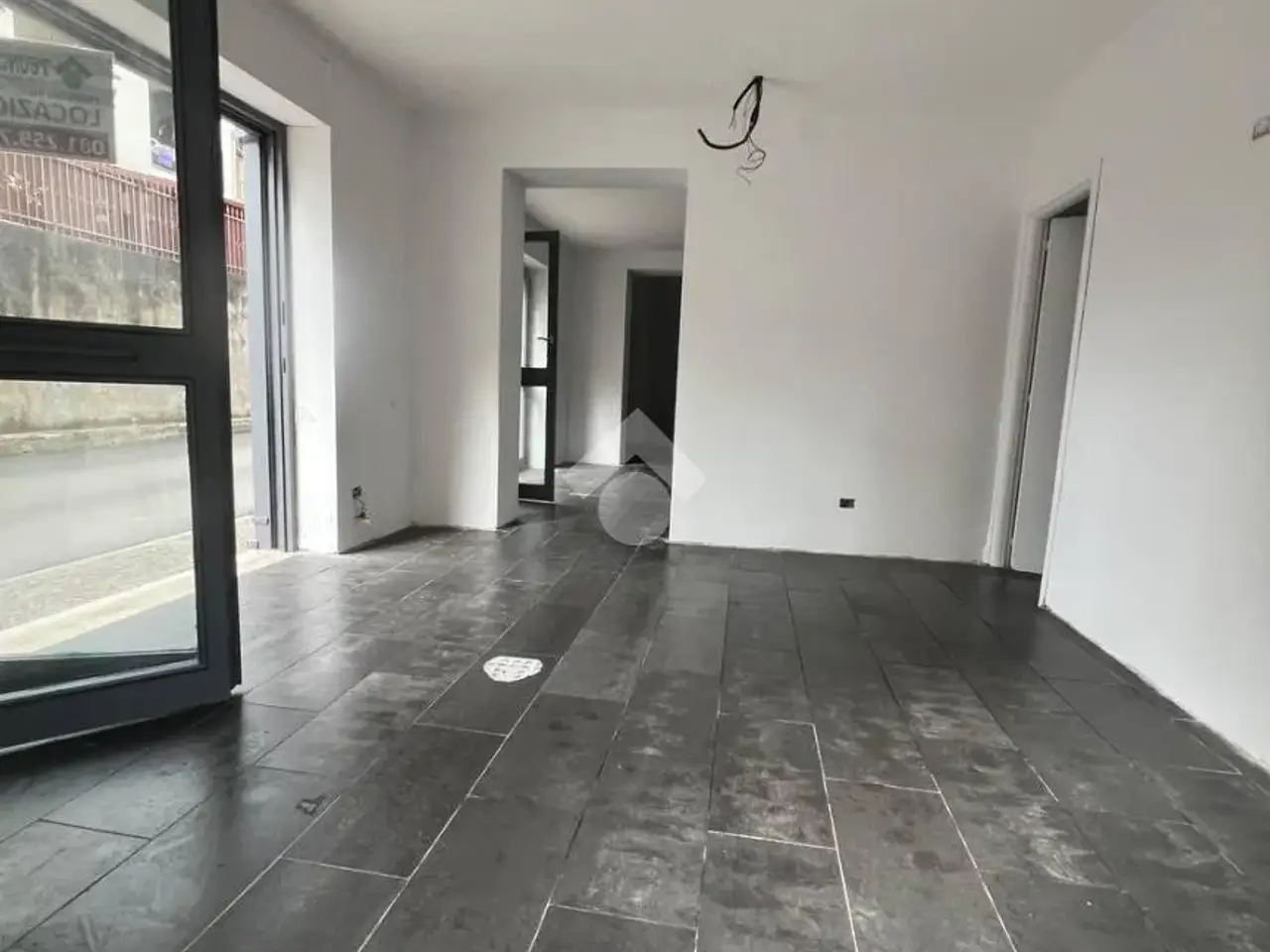 Negozio in Via Napoli 118, Mugnano Di Napoli, {3} - Foto 2