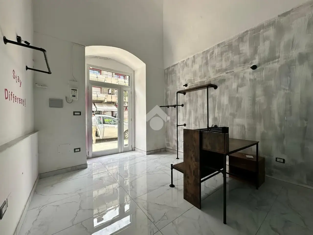Negozio in Via Fratelli Rosselli 45, Cerignola, {3} - Foto 2