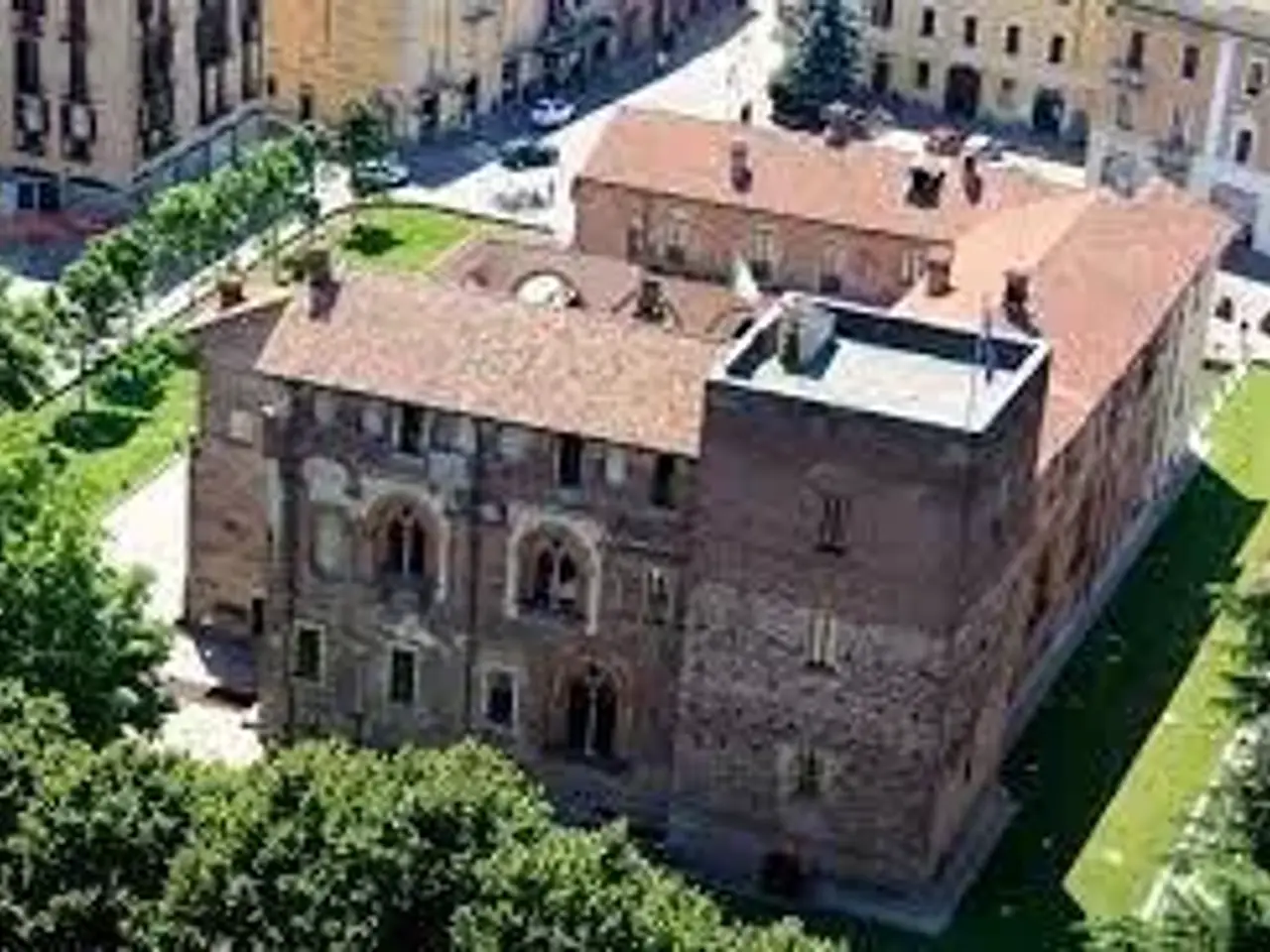 Esercizio commerciale in  Abbiategrasso, Abbiategrasso, {3} - Foto 1