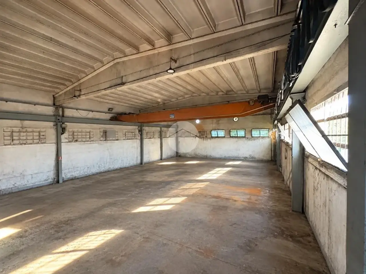 Capannone in Via Abruzzo, Dalmine, {3} - Foto 2