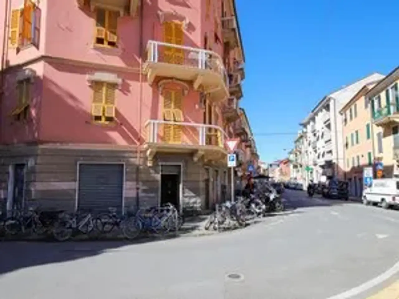 Negozio in Via Nazionale 172, Sestri Levante, {3} - Foto 1