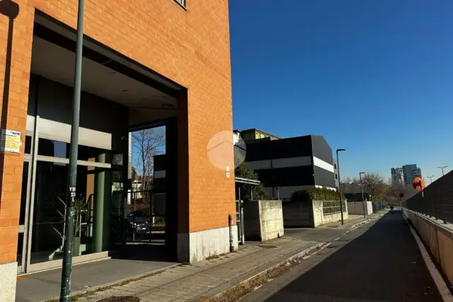 insertion image