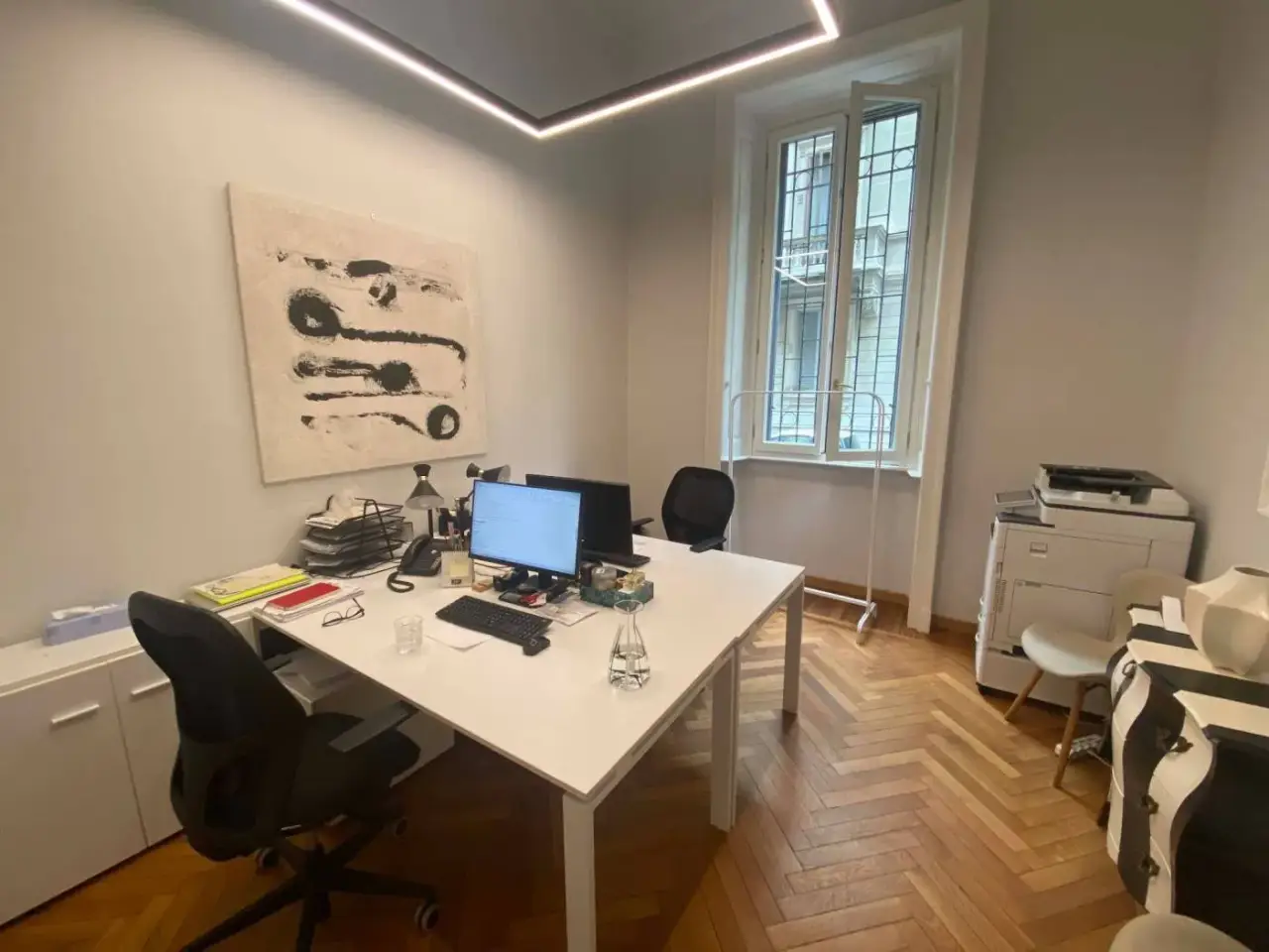 Ufficio condiviso in Via Vincenzo Bellini 15, Milano, {3} - Foto 2
