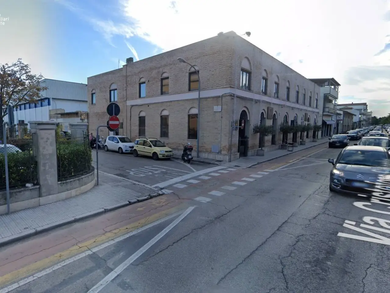 Ufficio in Via Cristoforo Colombo Ang. Via Manin, San Benedetto Del Tronto, {3} - Foto 1