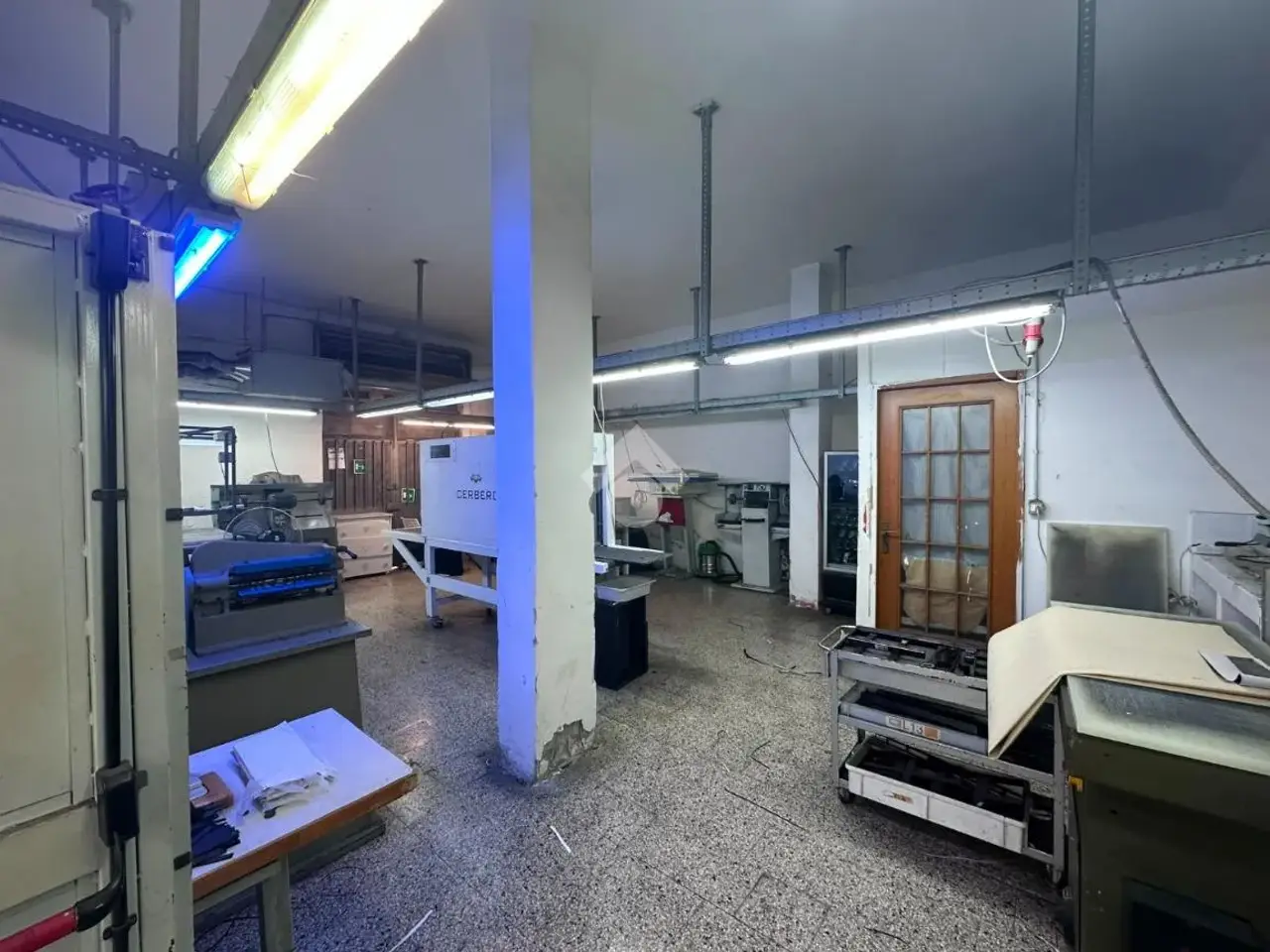 Magazzino in Via Francesco Provenzale, Napoli, {3} - Foto 2