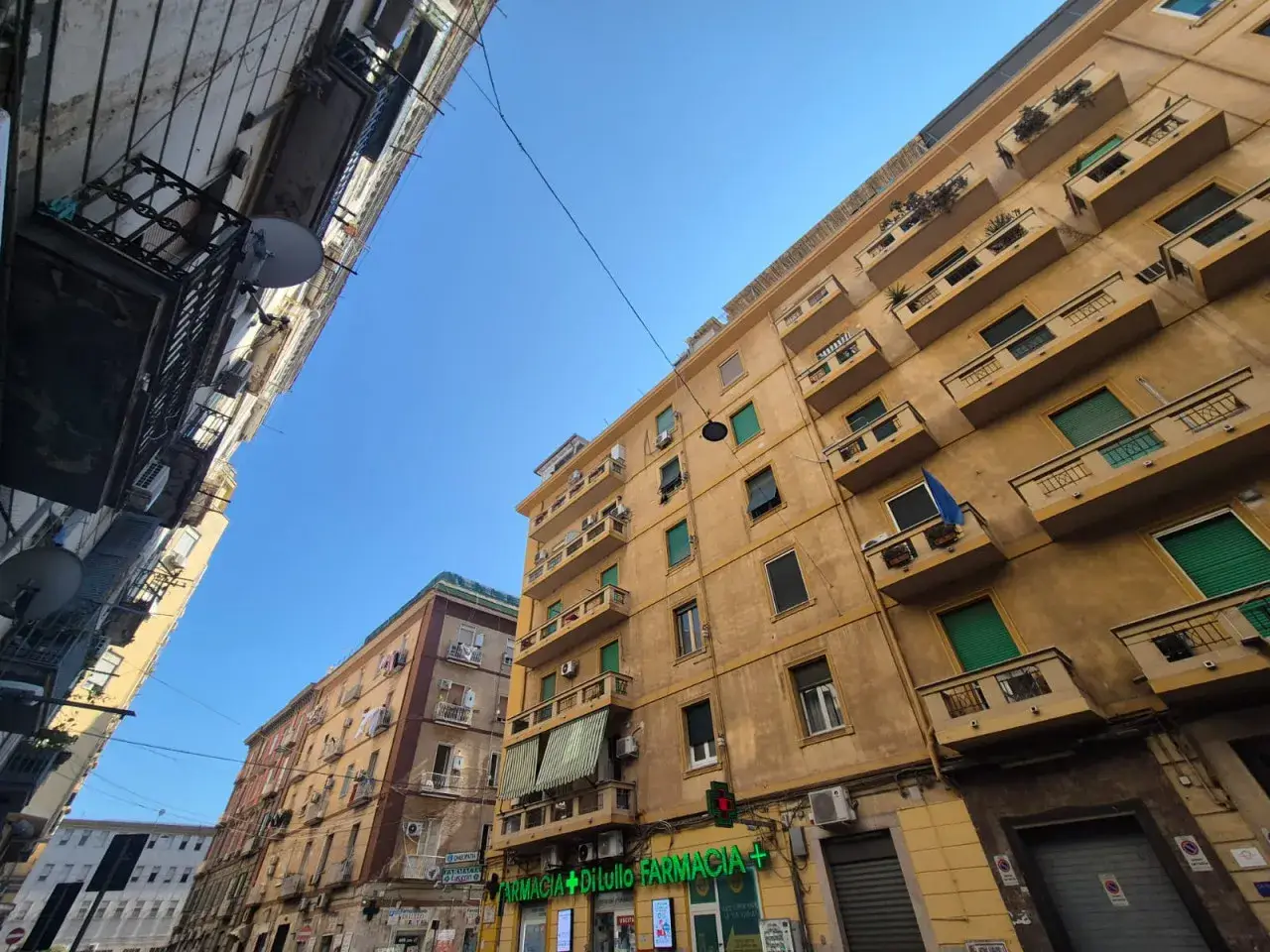 Magazzino in Via Pavia, Napoli, {3} - Foto 1