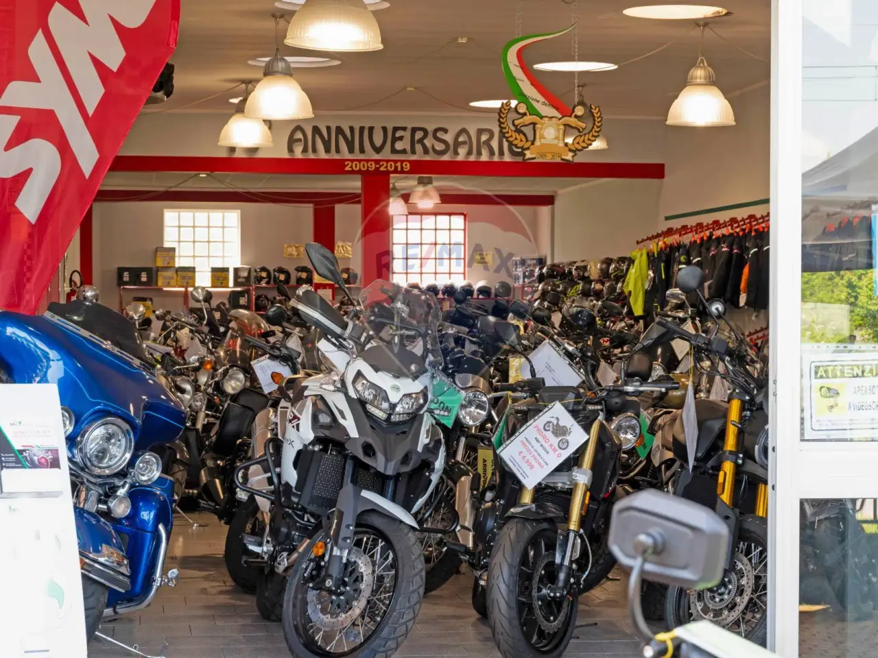 Esercizio commerciale in Via Novara 302, Borgomanero, {3} - Foto 2