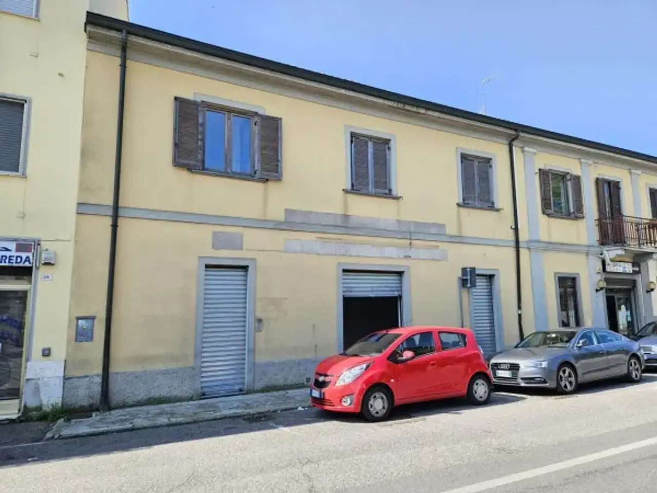 Negozio in Via Giuseppe Mazzini 39, Treviglio, {3} - Foto 1