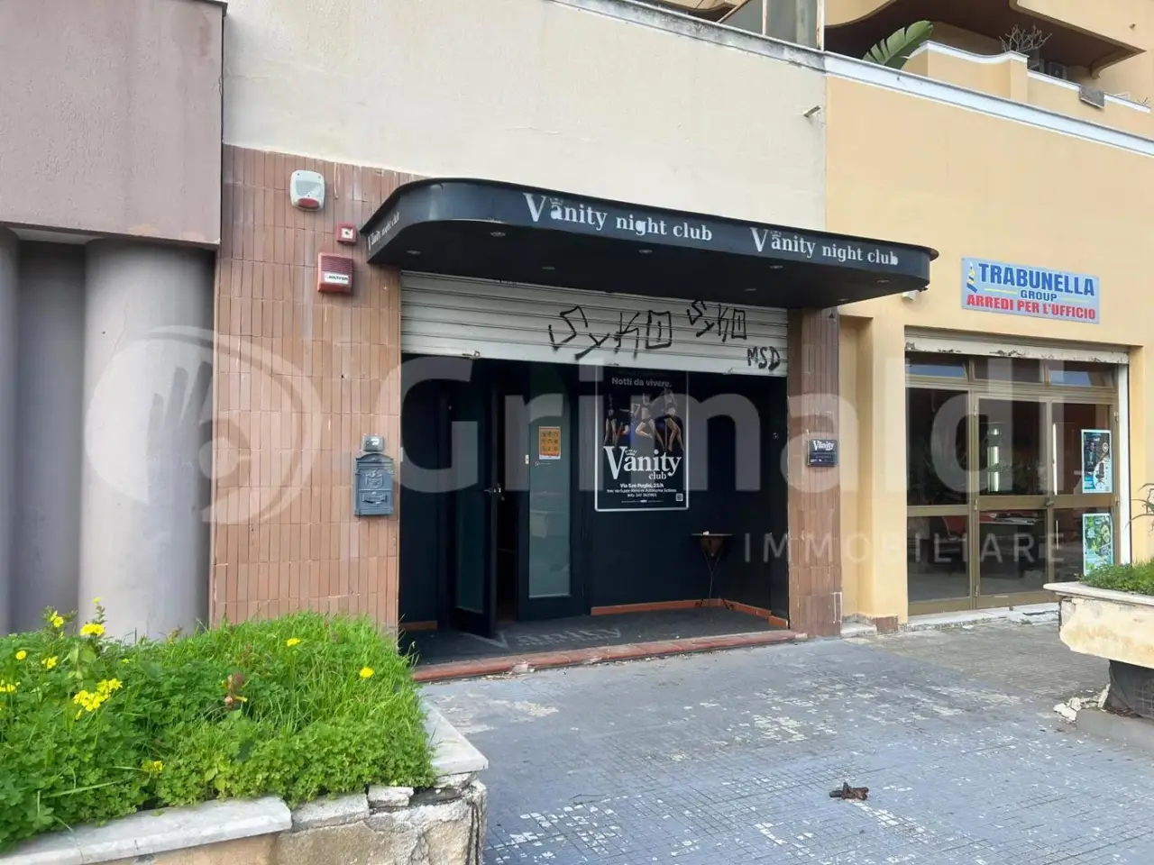 Magazzino in Via Salvatore Puglisi 23/a, Palermo, {3} - Foto 1