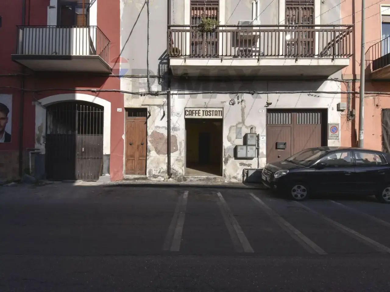 Negozio in Via Fossa della Creta 140, Catania, {3} - Foto 1