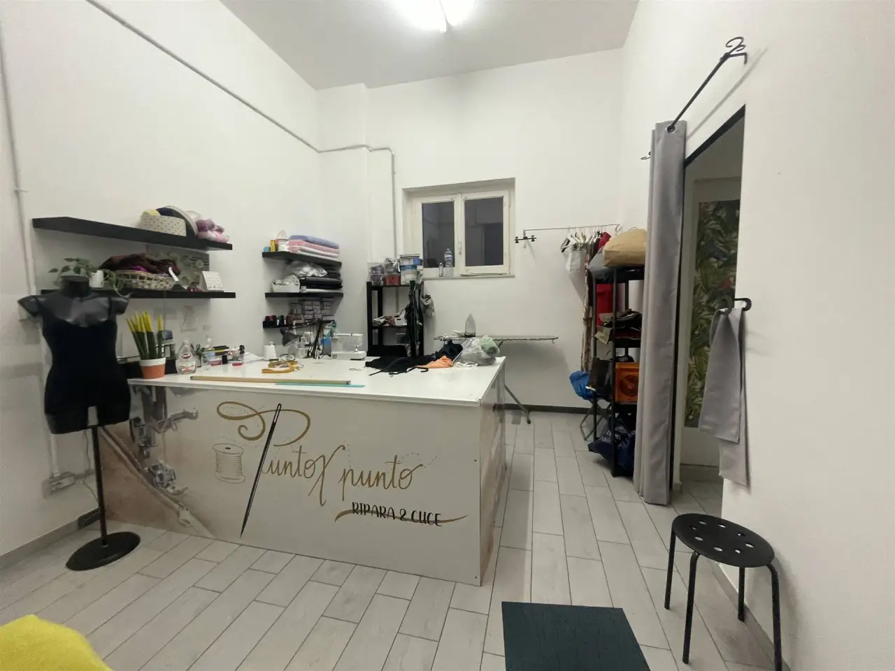 Negozio in Via Orto dei Limoni, Catania, {3} - Foto 2