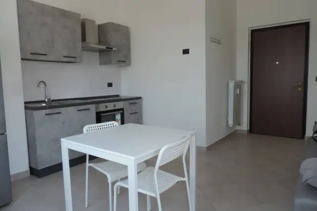 2-room flat in Via Achille Sclavo, Alessandria - Photo 1