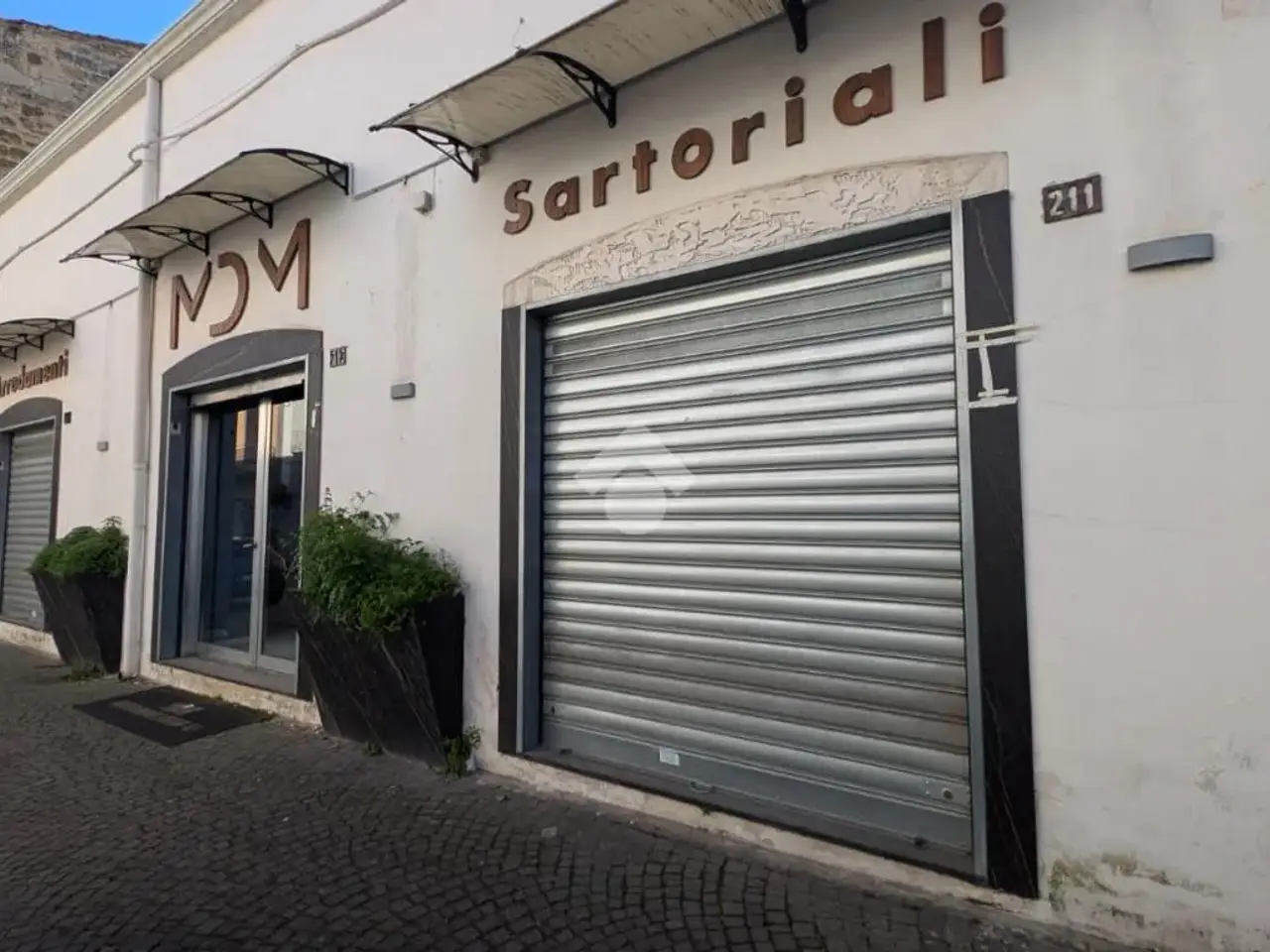 Negozio in Via Vittorio Emanuele III' 169, Frattamaggiore, {3} - Foto 2