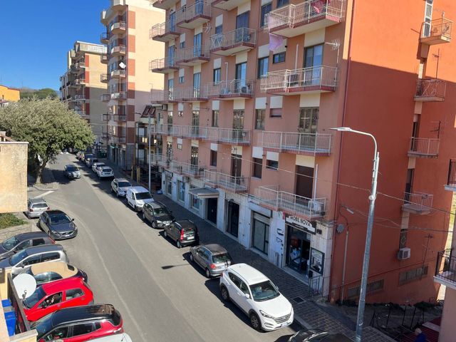 Trilocale in Via Ettore Vitale, Catanzaro - Foto 1