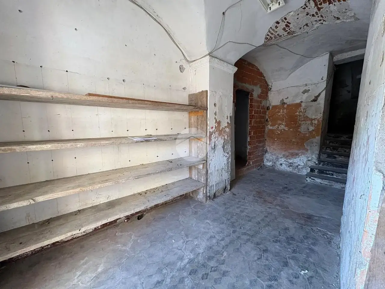 Magazzino in Via Gaspare Buffa 30, Genova, {3} - Foto 1
