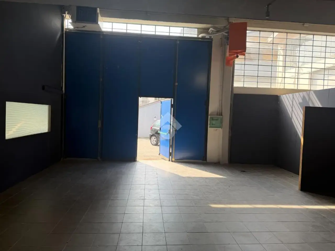 Capannone in Via a. Canova 3, Schio, {3} - Foto 1