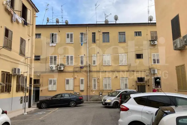 Dreizimmerwohnung in {3}, Piazza dei Martiri - Foto 1