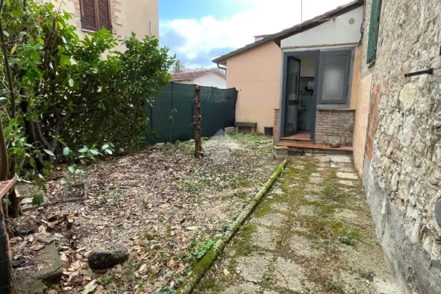 2-room flat in Via del Toppo 9, Perugia - Photo 1