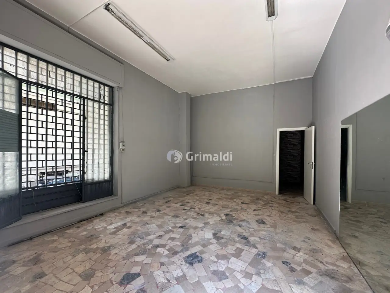 Negozio in Via Roma 464, Pomigliano D'Arco, {3} - Foto 1