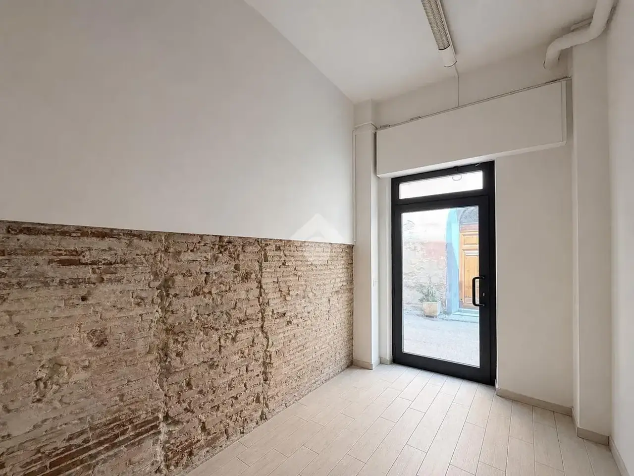 Negozio in Via La Nunziatina 33, Pisa, {3} - Foto 2