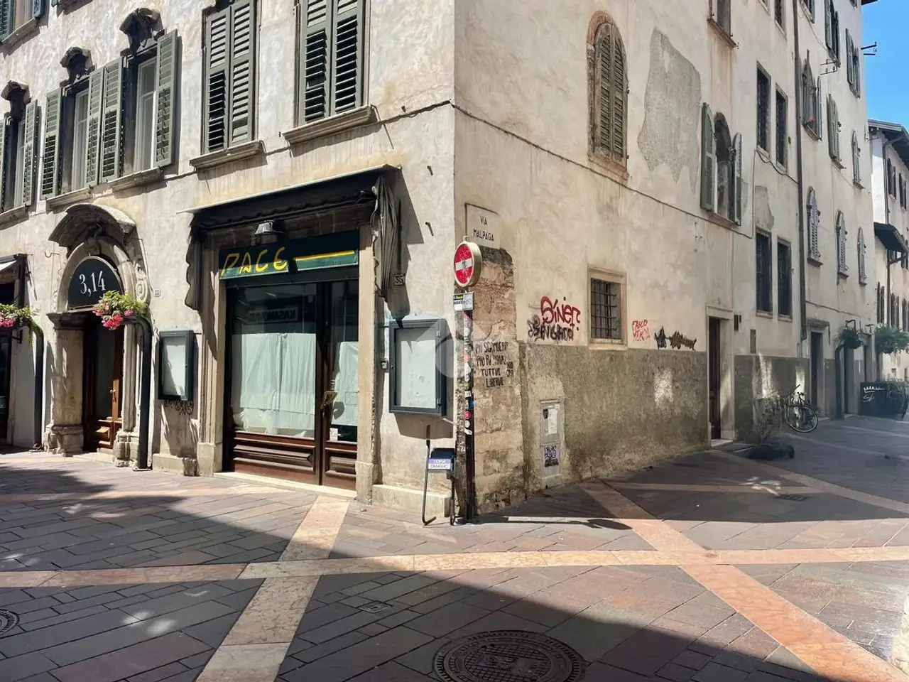 Negozio in Via Oriola 35, Trento, {3} - Foto 1