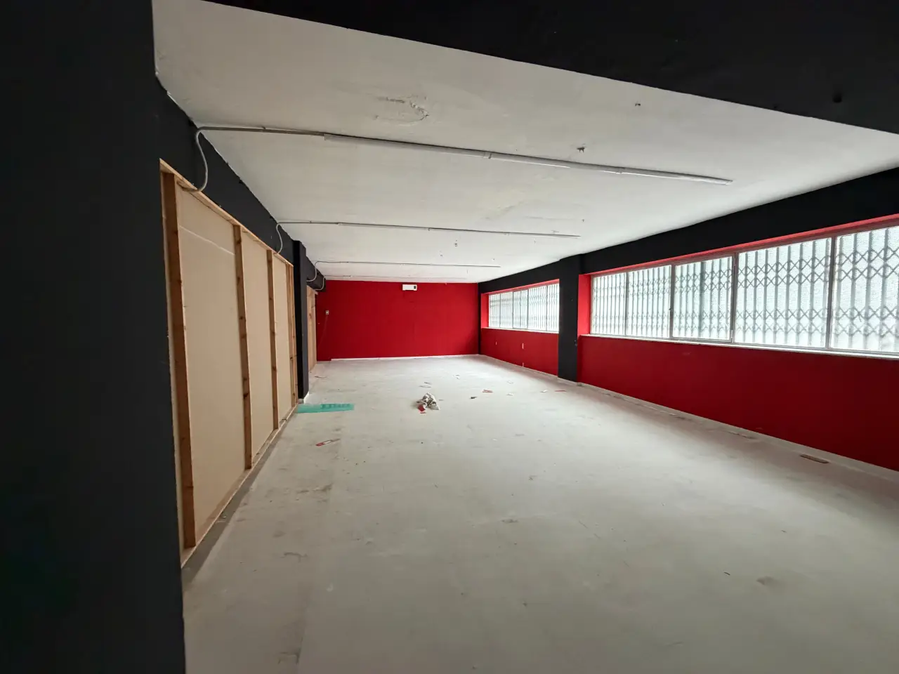 Magazzino in Via Tremestieri 48, Mascalucia, {3} - Foto 1