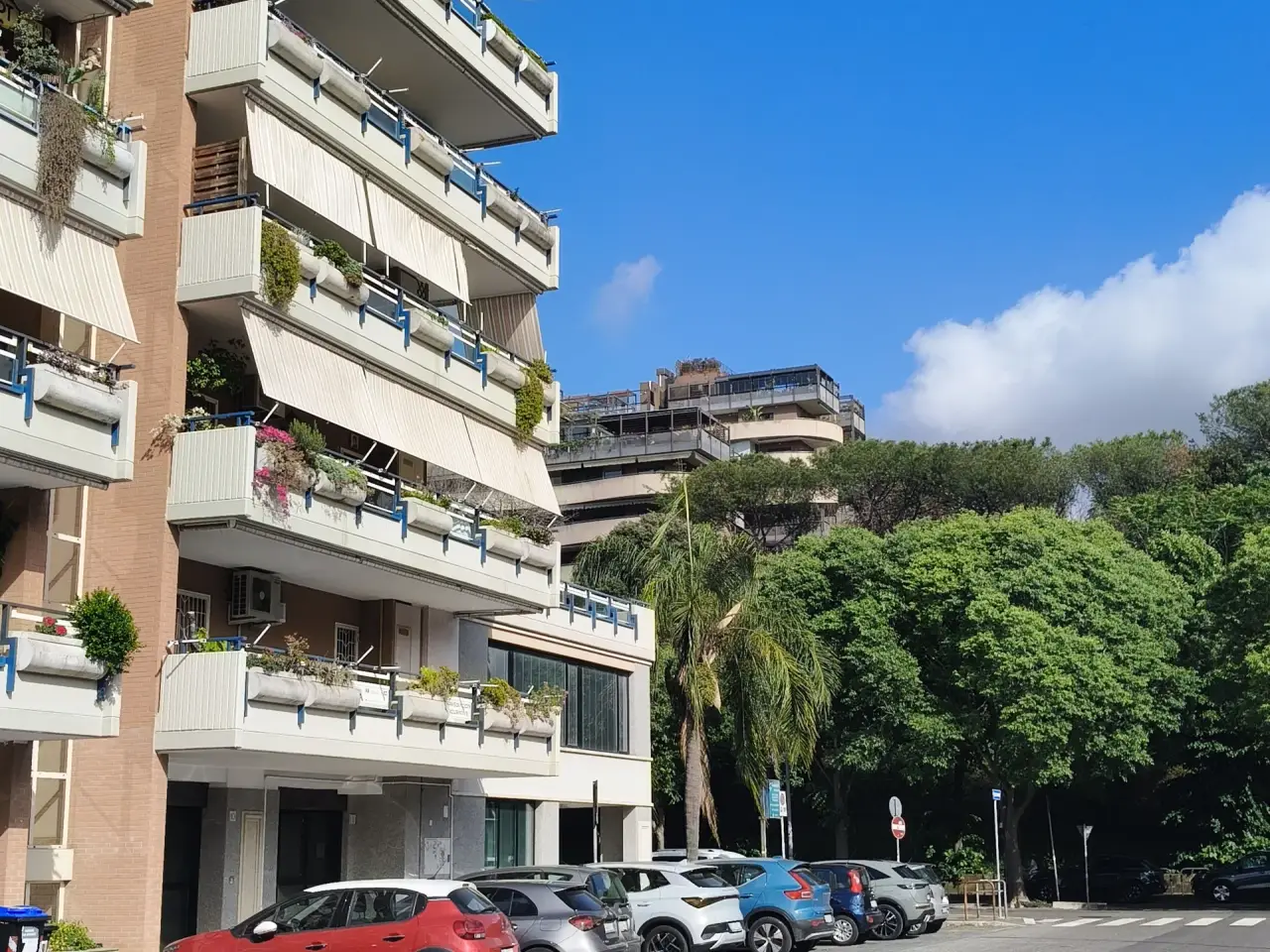 Parcheggio chiuso in Viale Città d'Europa 68, Roma, {3} - Foto 1