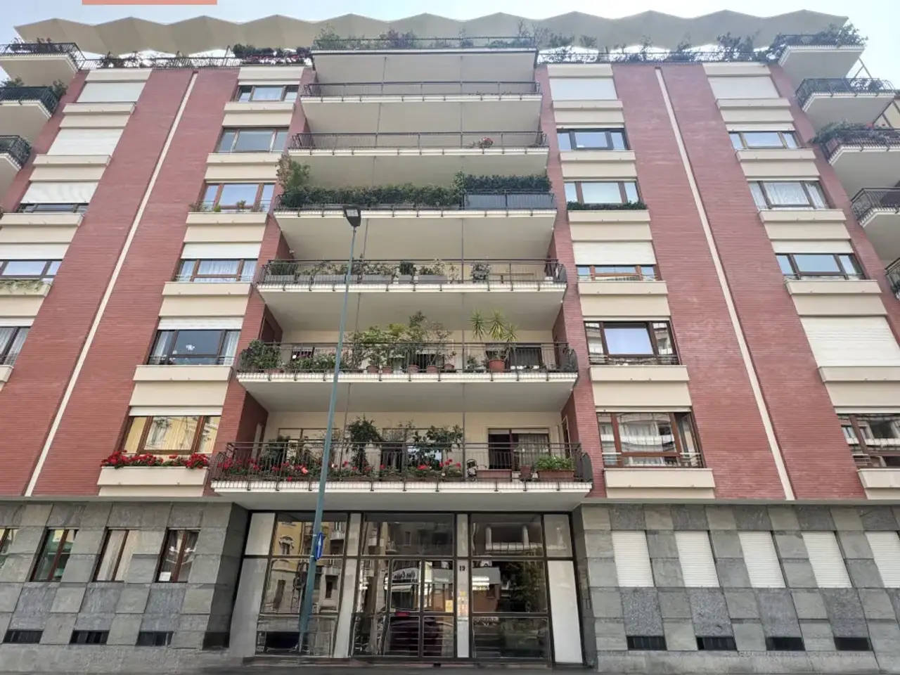 Ufficio in Via Enrico Cialdini 19, Torino, {3} - Foto 1