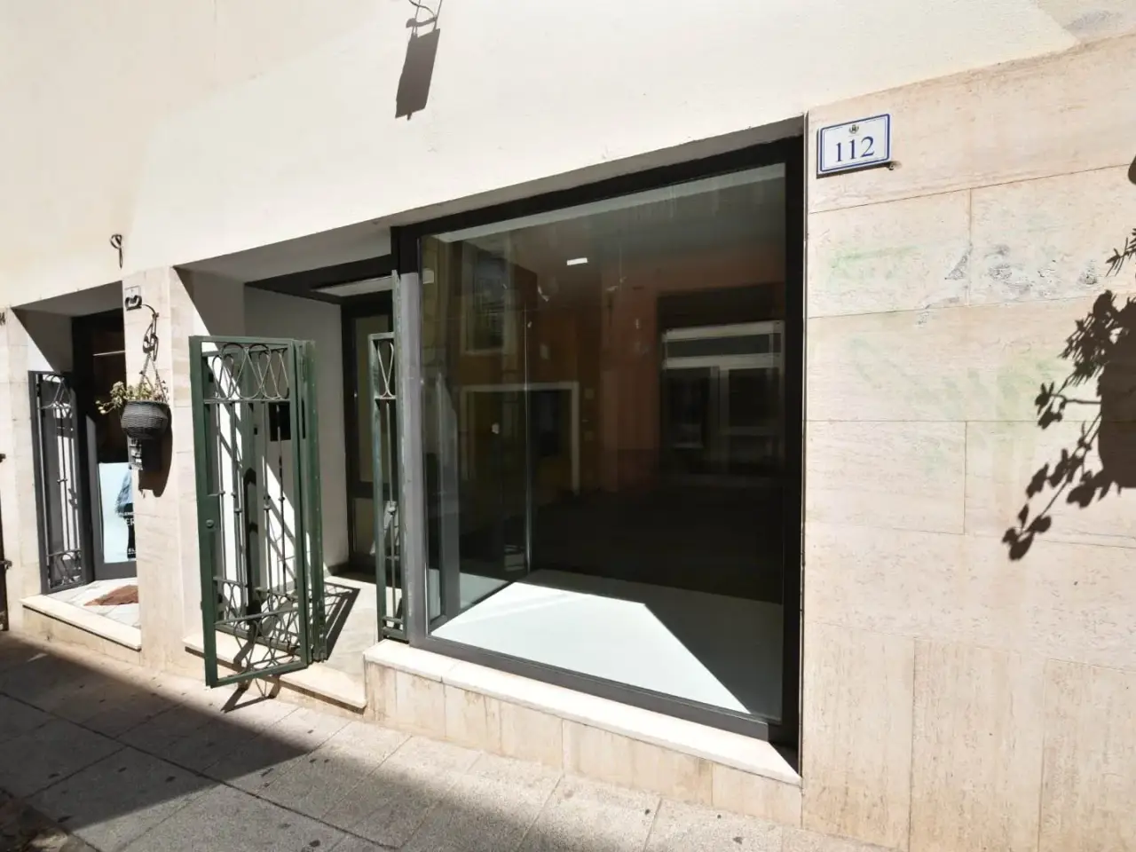 Negozio in Via Ferracciu Nuoro, Nuoro, {3} - Foto 1