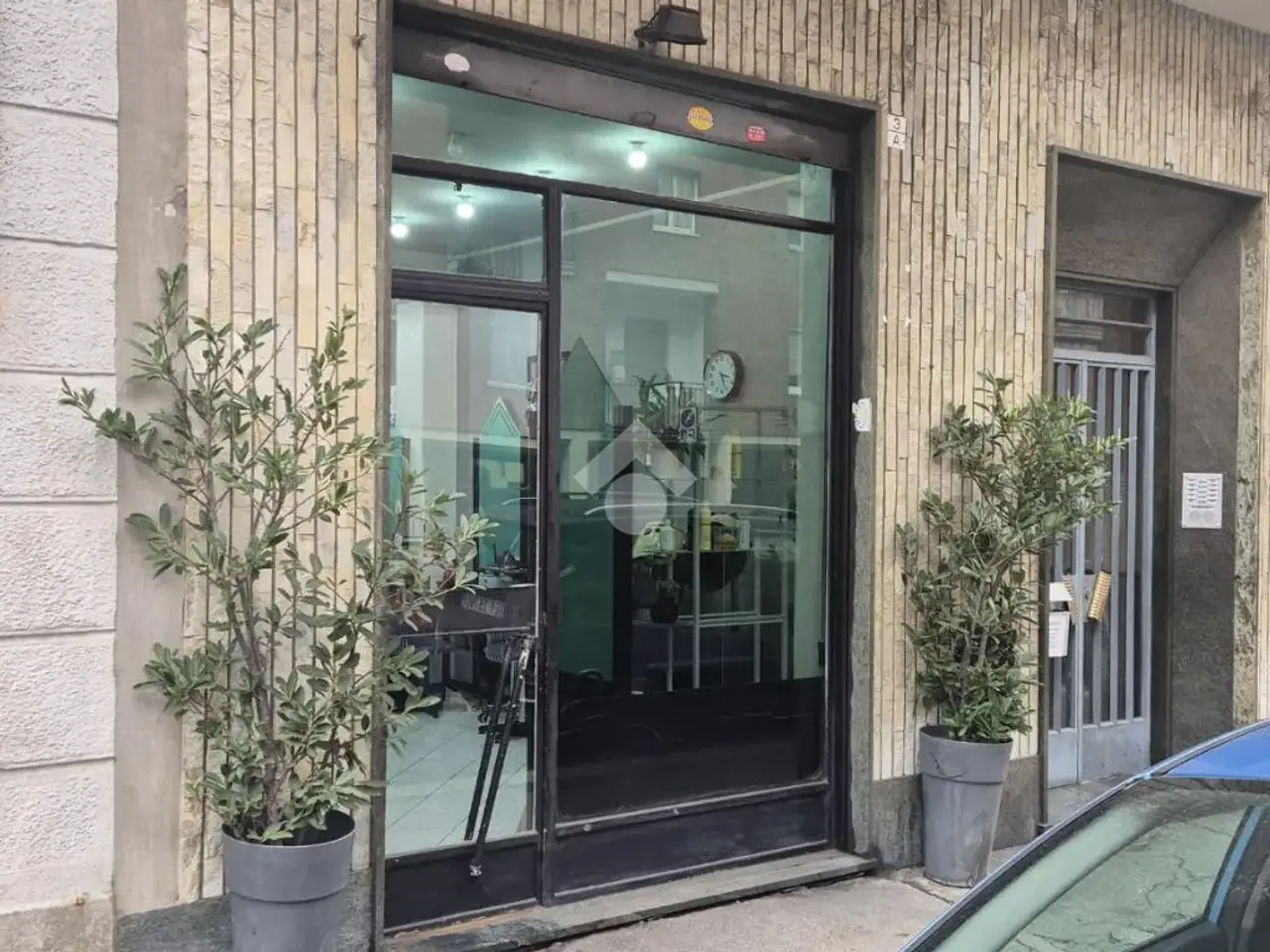 Negozio in Via Maddalene 3, Torino, {3} - Foto 2