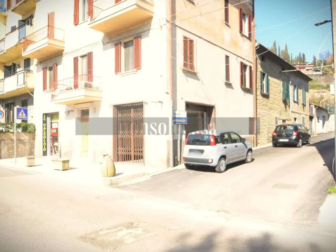 Negozio in Via Nino Bixio 64, Perugia, {3} - Foto 1