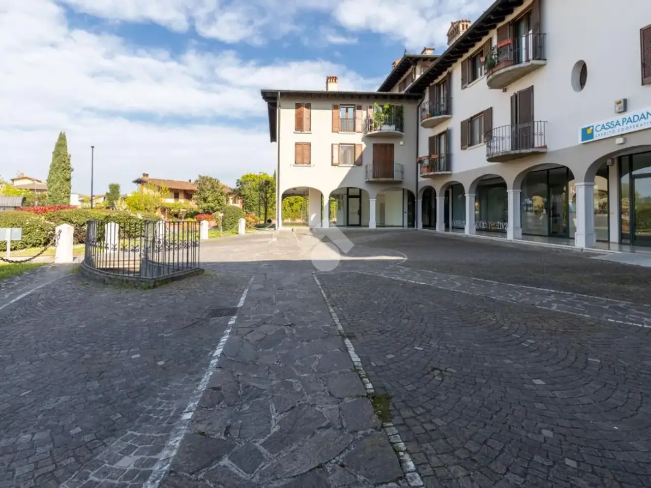 Negozio in Via Ungaretti 45, Capriano Del Colle, {3} - Foto 2