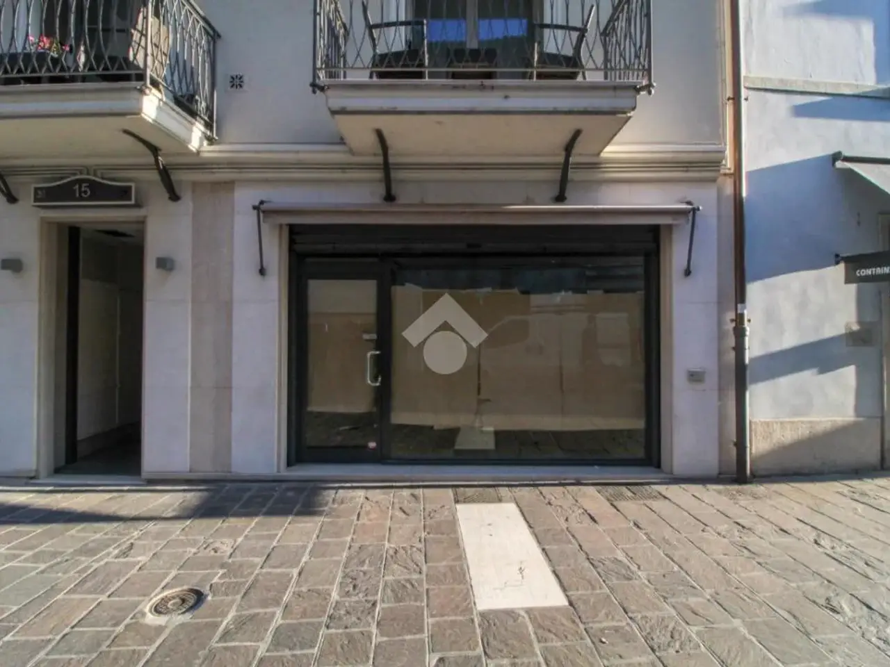Negozio in Via Santa Maria 22, Desenzano Del Garda, {3} - Foto 1