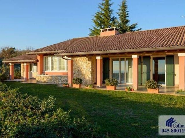 Villa in Are Zovo 10, Verona - Foto 1