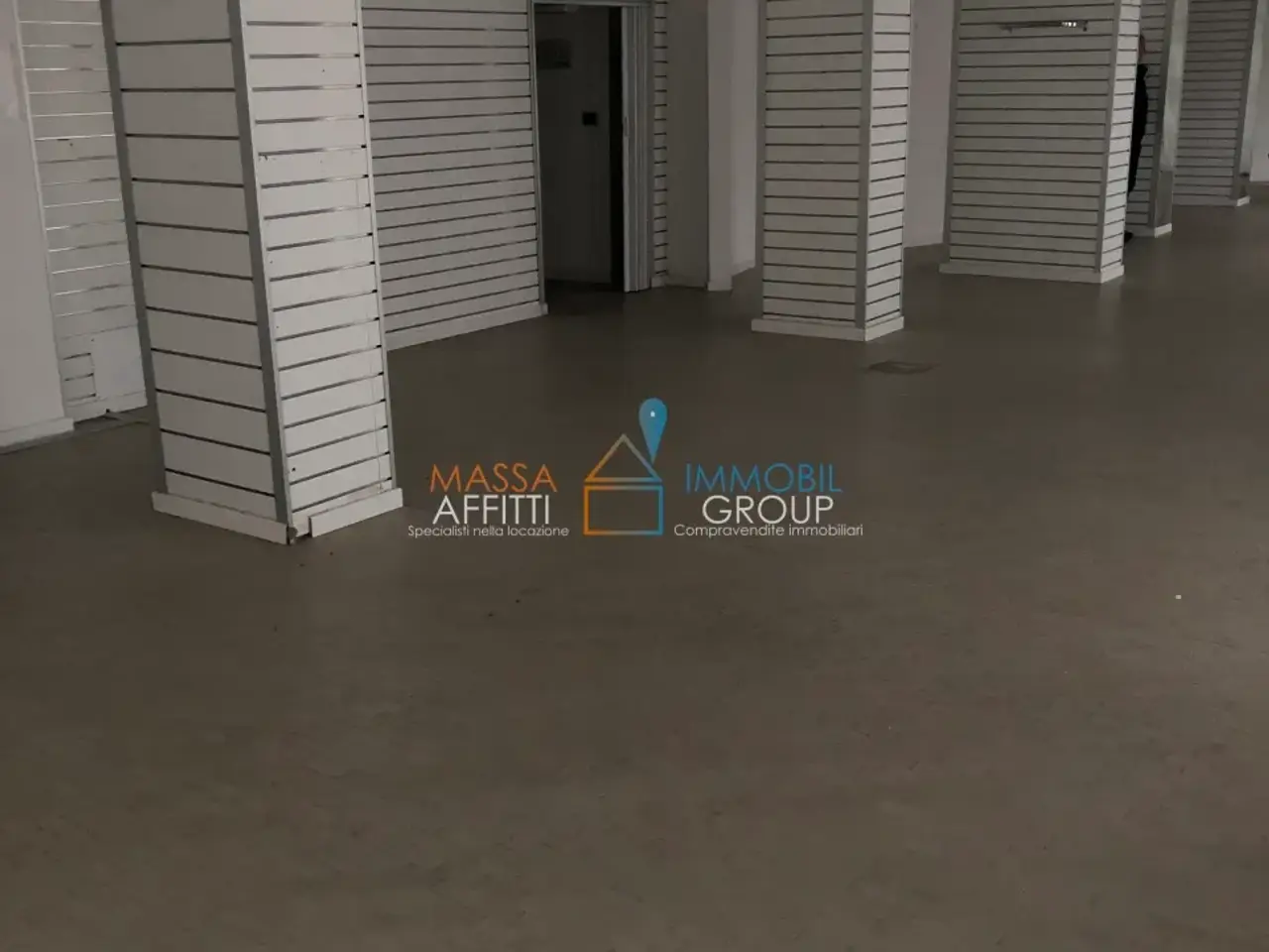 Palazzina commerciale in Via Werther Muttini 17, Carrara, {3} - Foto 2
