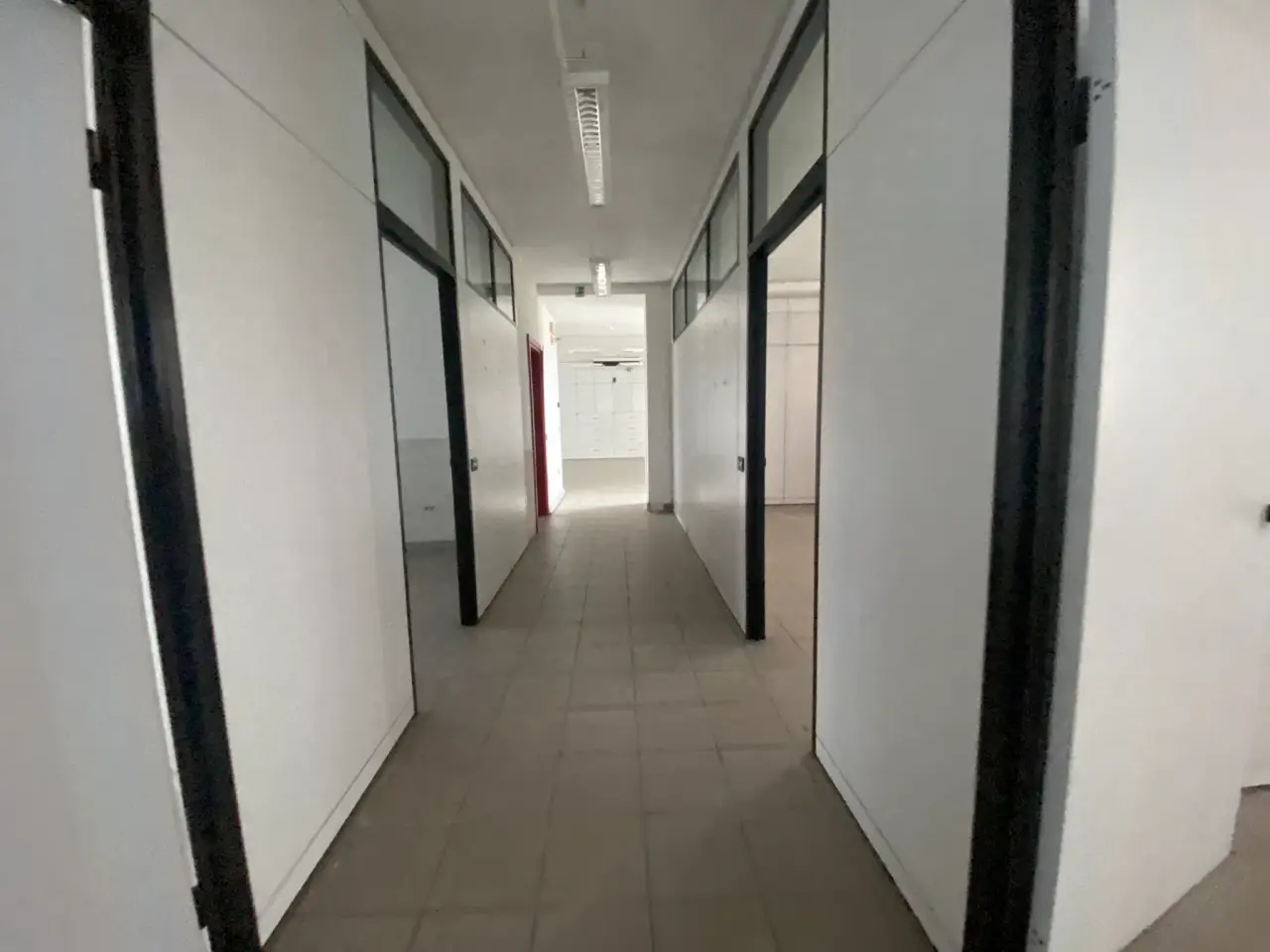 Ufficio in Via Giuseppe Mazzini 19, Villa Guardia, {3} - Foto 1