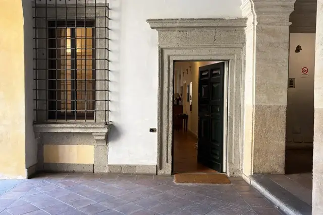 insertion image