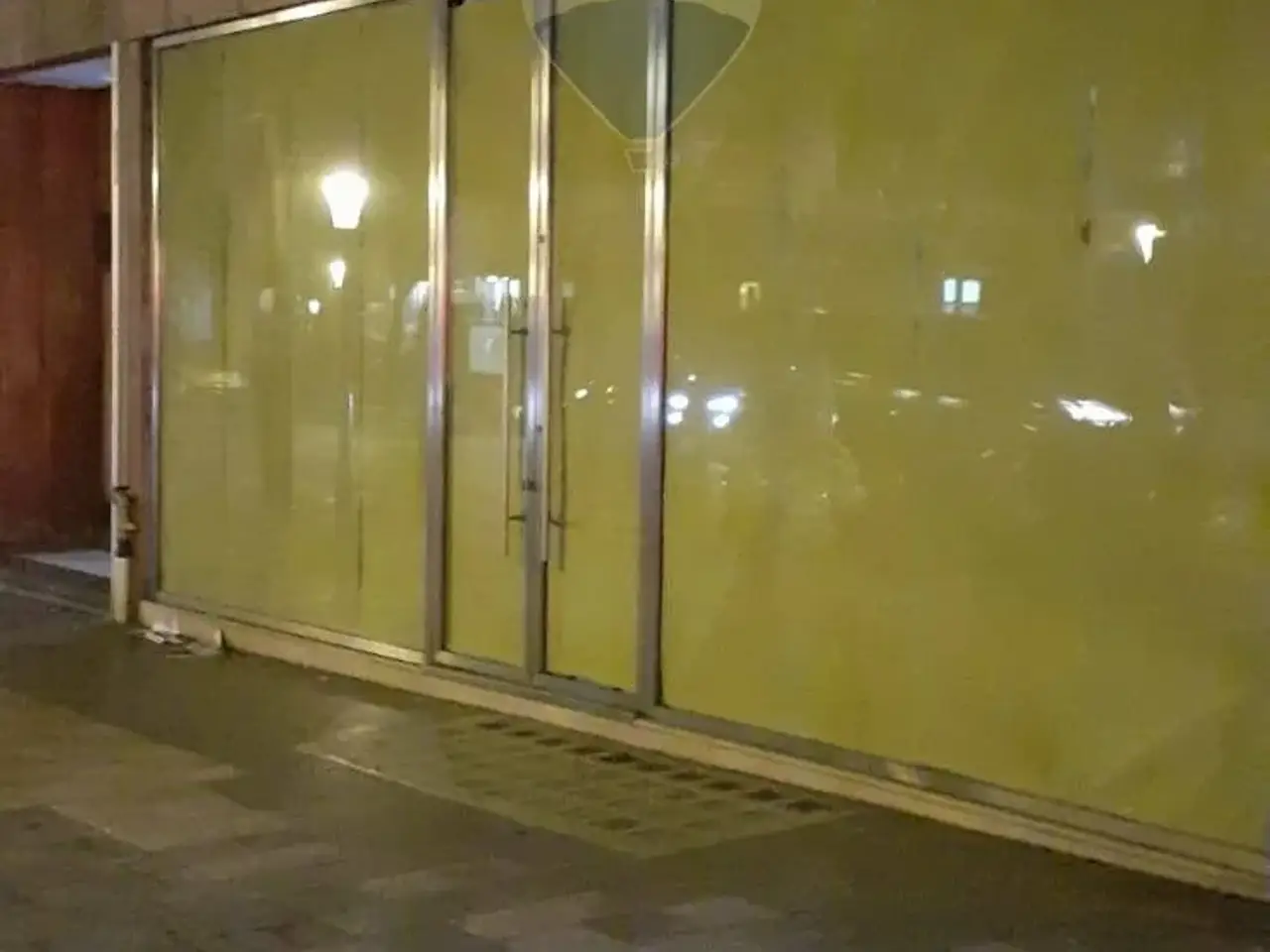 Negozio in Corso Cavour 112-114, Bari, {3} - Foto 1