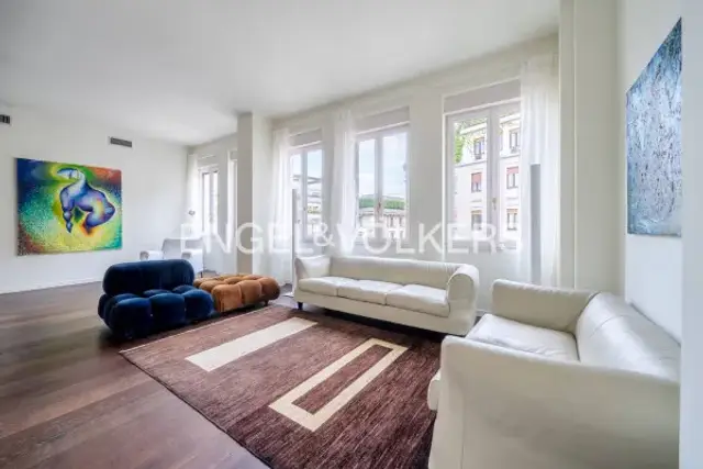 3-room flat in Piazza Sant'Ambrogio 2, Milano - Photo 1