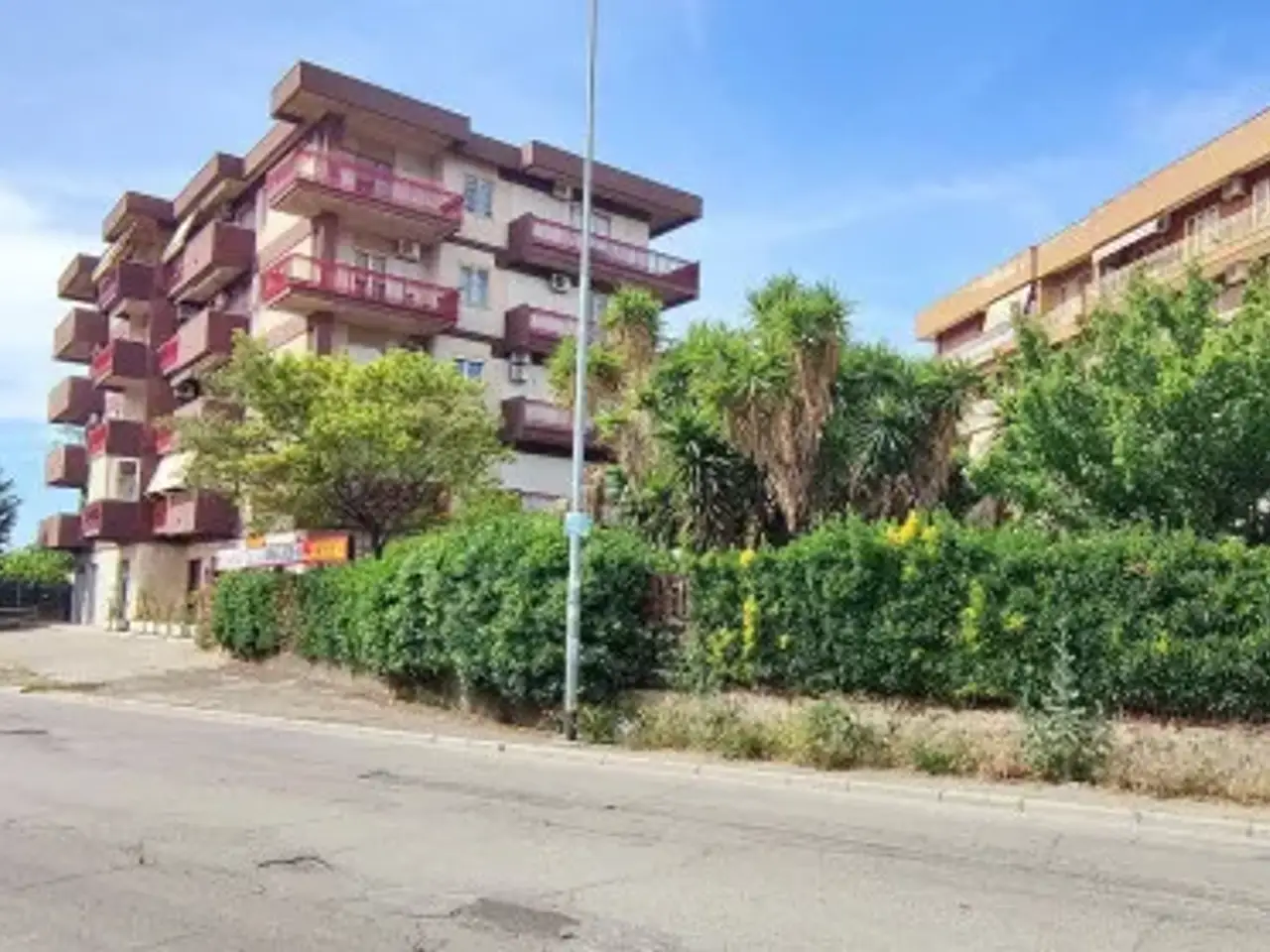 Negozio in Viale Fortore 30, Foggia, {3} - Foto 1